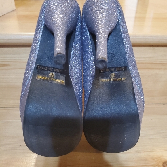 Bonniebel Pewter Stilletto Pumps - Picture 9 of 9